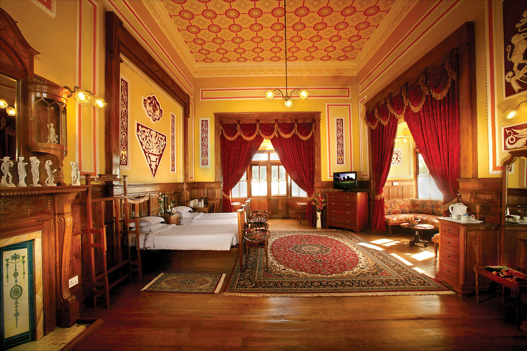 Welcomheritage Fernhills Royal Palace Ooty Kültér fotó